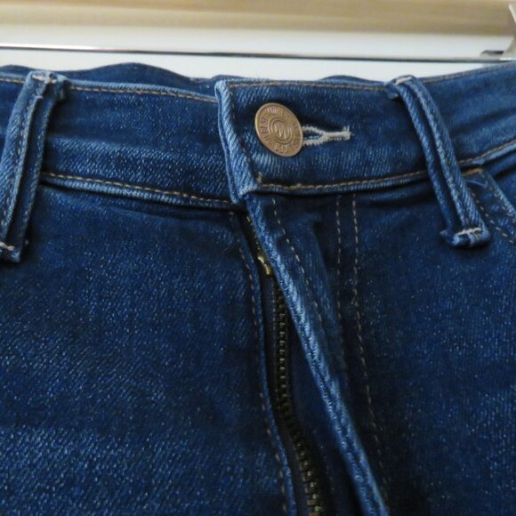 MOTHER The Hustler Ankle Fray Jeans in Home Movies - Size 25 - Picture 7 of 14